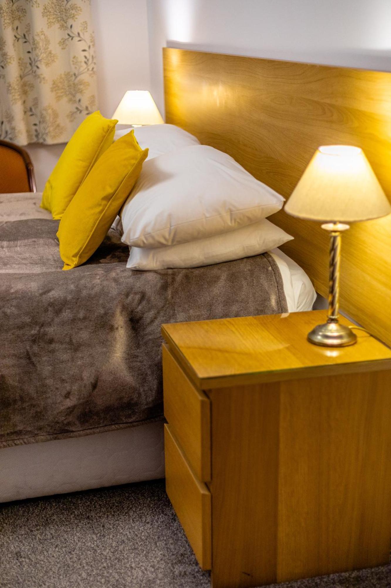 Bed and Breakfast The Beechwood Лідс Екстер'єр фото
