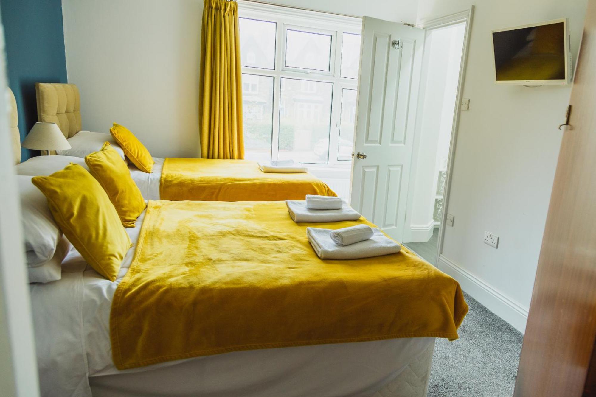 Bed and Breakfast The Beechwood Лідс Екстер'єр фото